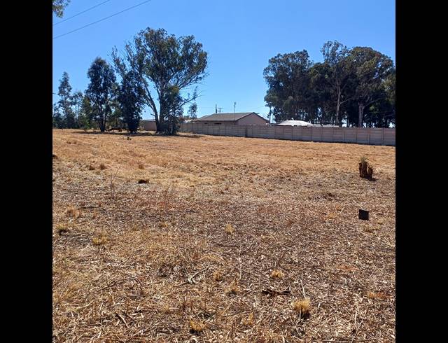 4,047M² VACANT LAND FOR SALE IN HIGHBURY